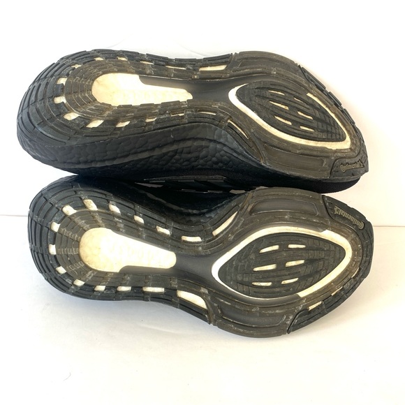 Adidas Ultraboost- worn once - Picture 11 of 15